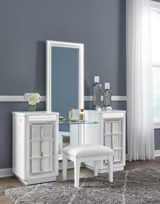 Chalanna Vanity, Mirror and Stool