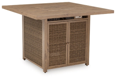 Mesa de bar exterior Walton Bridge con fogata