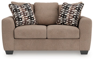 Triston-Peaks Loveseat