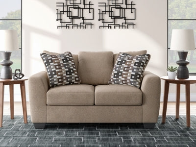 Triston-Peaks Loveseat