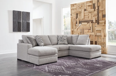 Bresslyn Place 2-Piece Sectional with Chaise