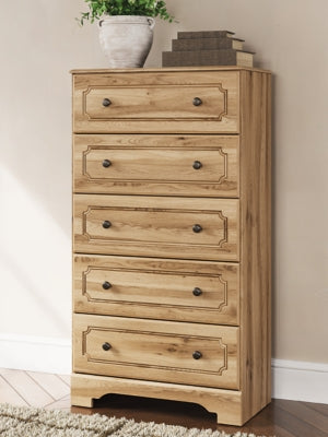 Galletyn Chest of Drawers