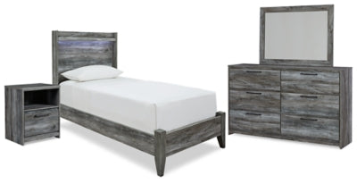 Cama doble con paneles, cómoda, espejo y mesita de noche Baystorm