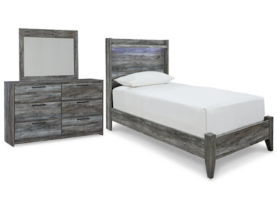 Cama doble con paneles, cómoda y espejo Baystorm