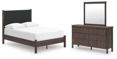 Cama de plataforma tapizada Cadmori Full, cómoda y espejo