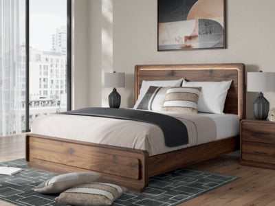 Hollinaze California King Panel Bed
