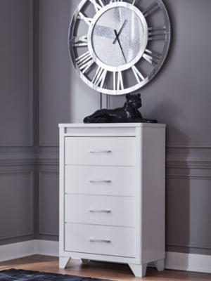 Frostlyn Chest of Drawers