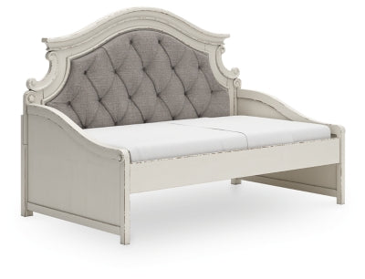 Realyn Twin Day Bed
