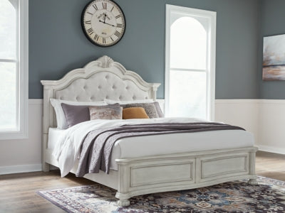 Montelaine California King Upholstered Panel Bed