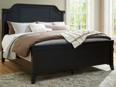 Welltern Queen Panel Bed