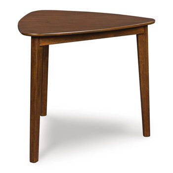 Lyncott Dining Table